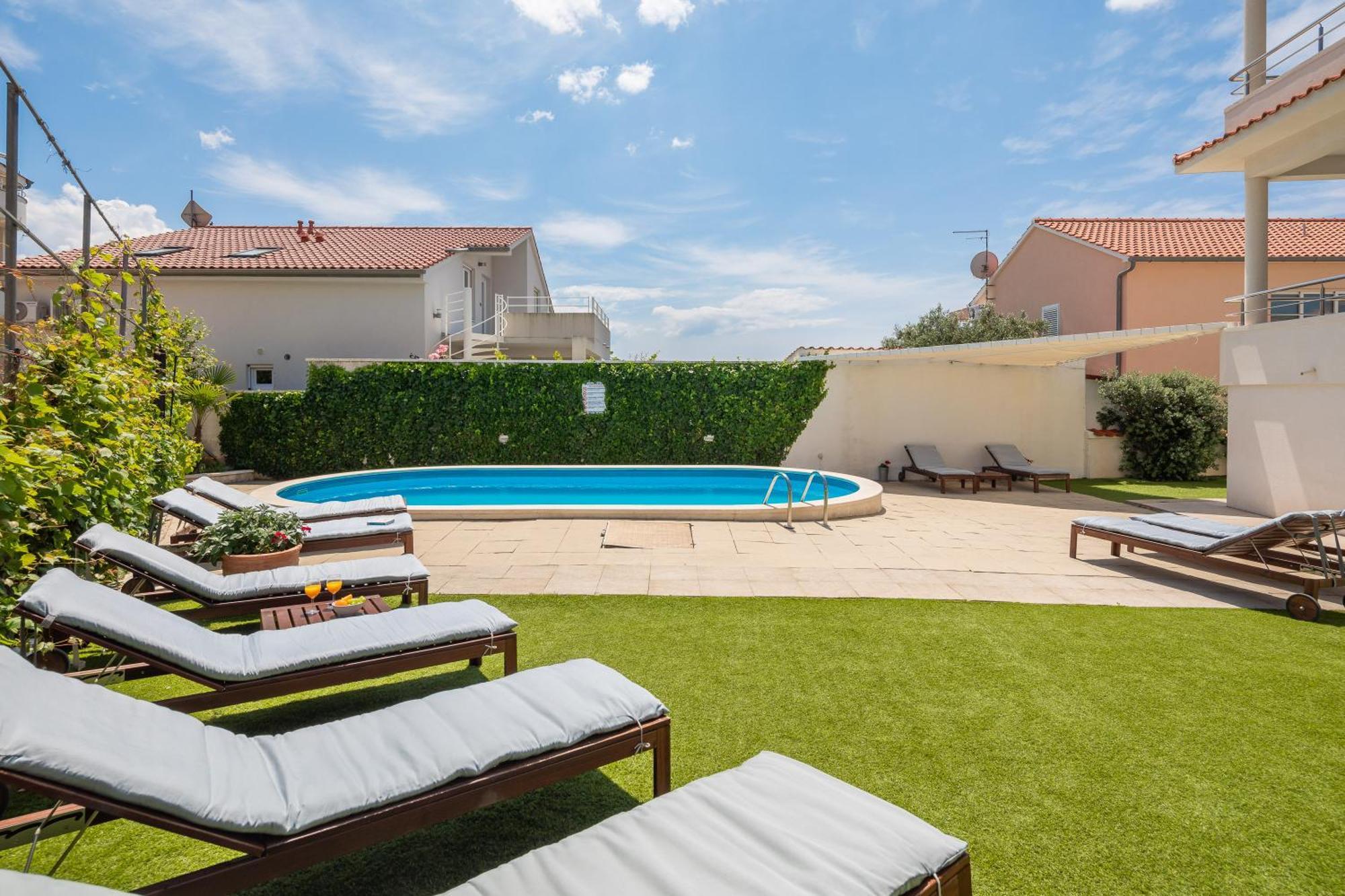 Apartments Tihi III Vodice Exterior foto