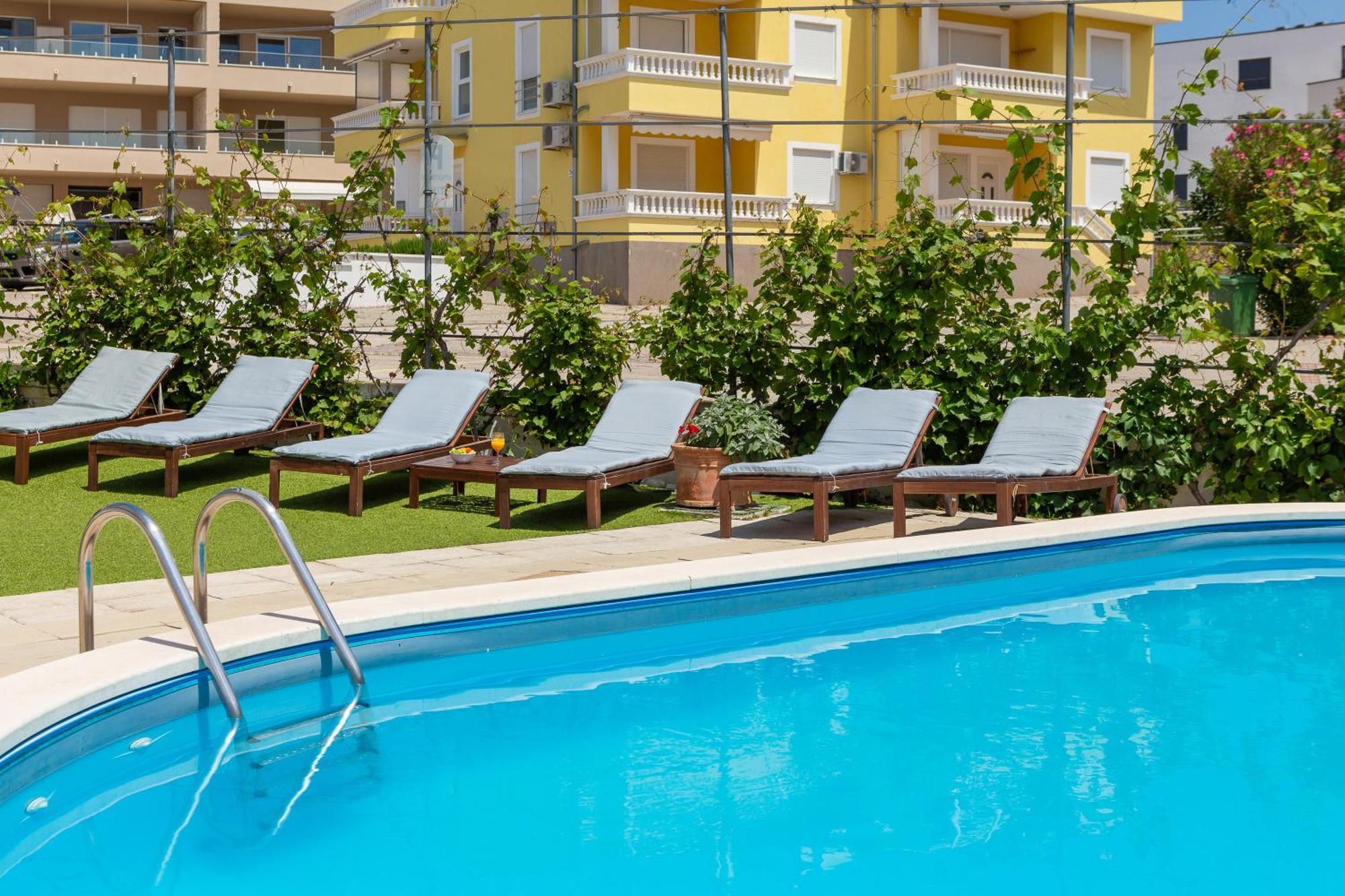 Apartments Tihi III Vodice Exterior foto