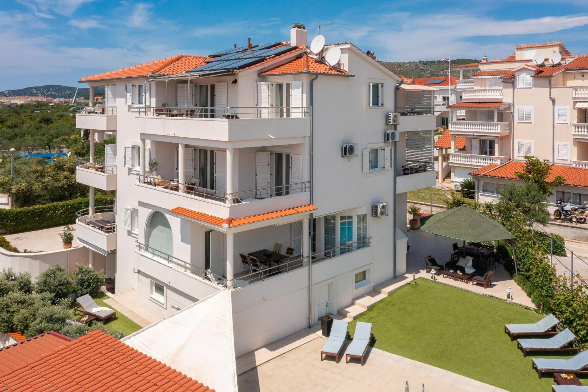 Apartments Tihi III Vodice Exterior foto