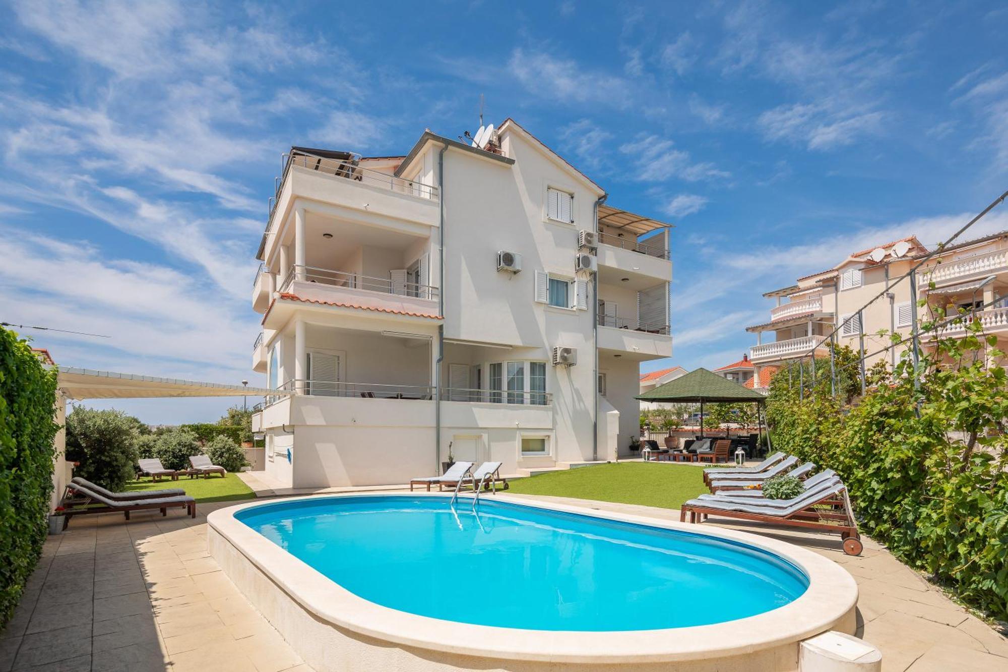 Apartments Tihi III Vodice Exterior foto