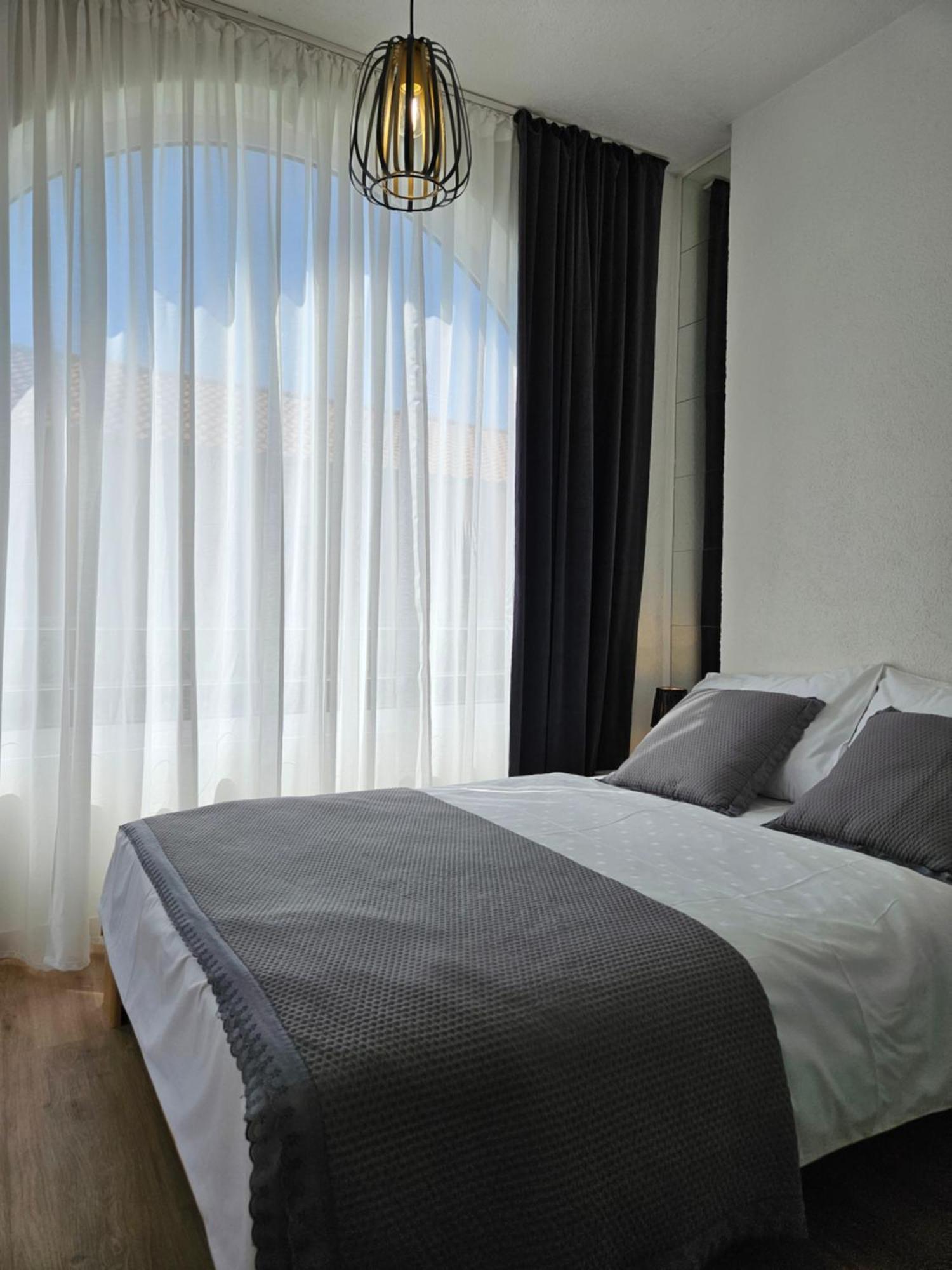 Apartments Tihi III Vodice Exterior foto